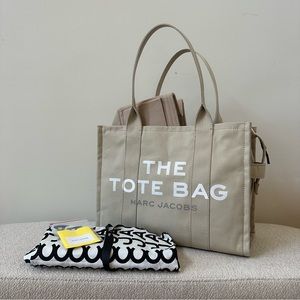 Marc Jacobs The Large Tote Bag Canvas Beige